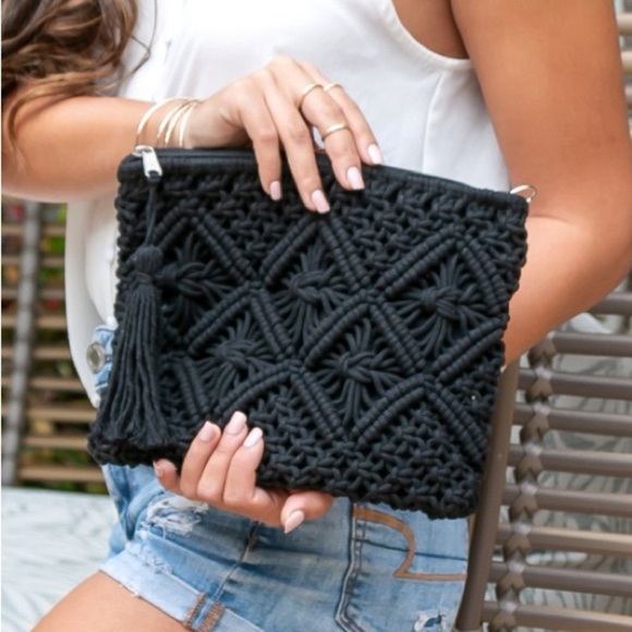 Macrame Tassel Clutch - Picture 4 of 7